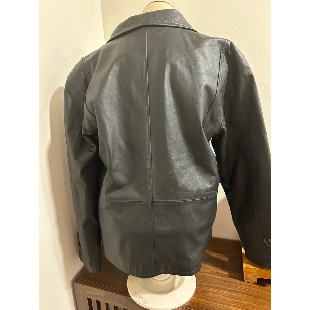 Black Jacket‎ - Picture 5 of 5